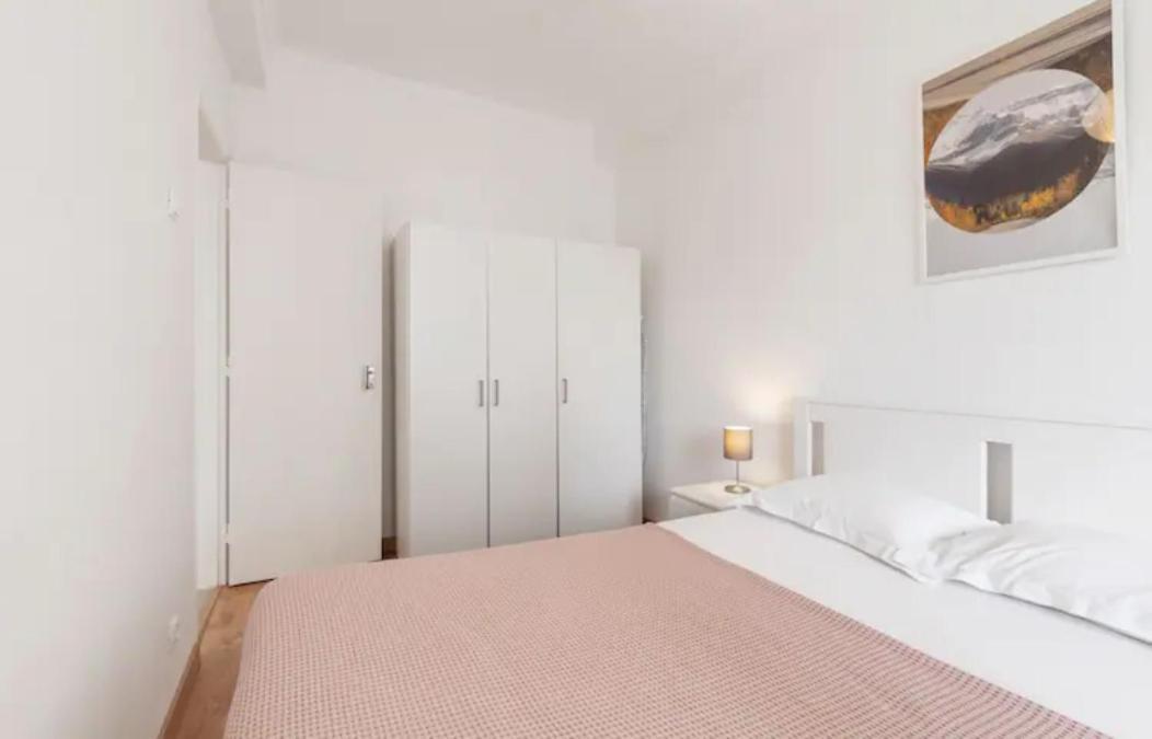 Beautiful 1 Bedroom Apartment Near Benfica Lisboa Εξωτερικό φωτογραφία