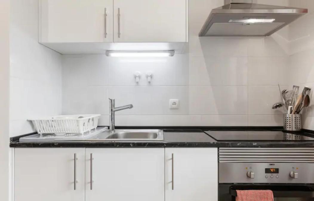 Beautiful 1 Bedroom Apartment Near Benfica Lisboa Εξωτερικό φωτογραφία